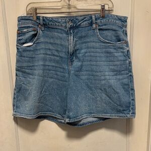 American Eagle Low Rise Baggy Short Light Blue Denim Shorts  12